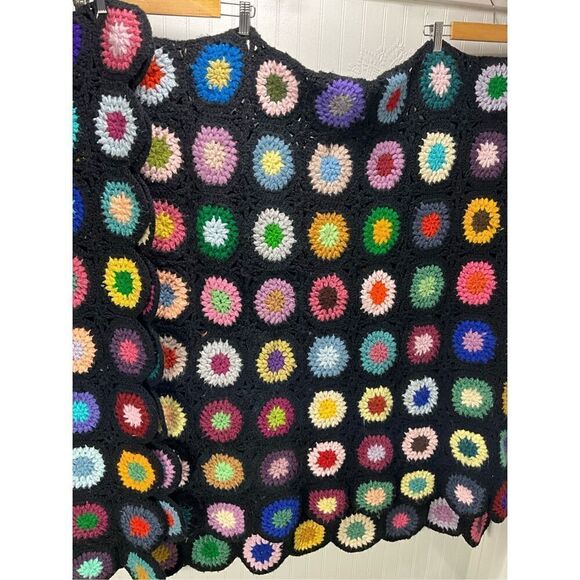 VINTAGE Handmade Wool Blend Granny Square Afghan - Picture 4 of 4